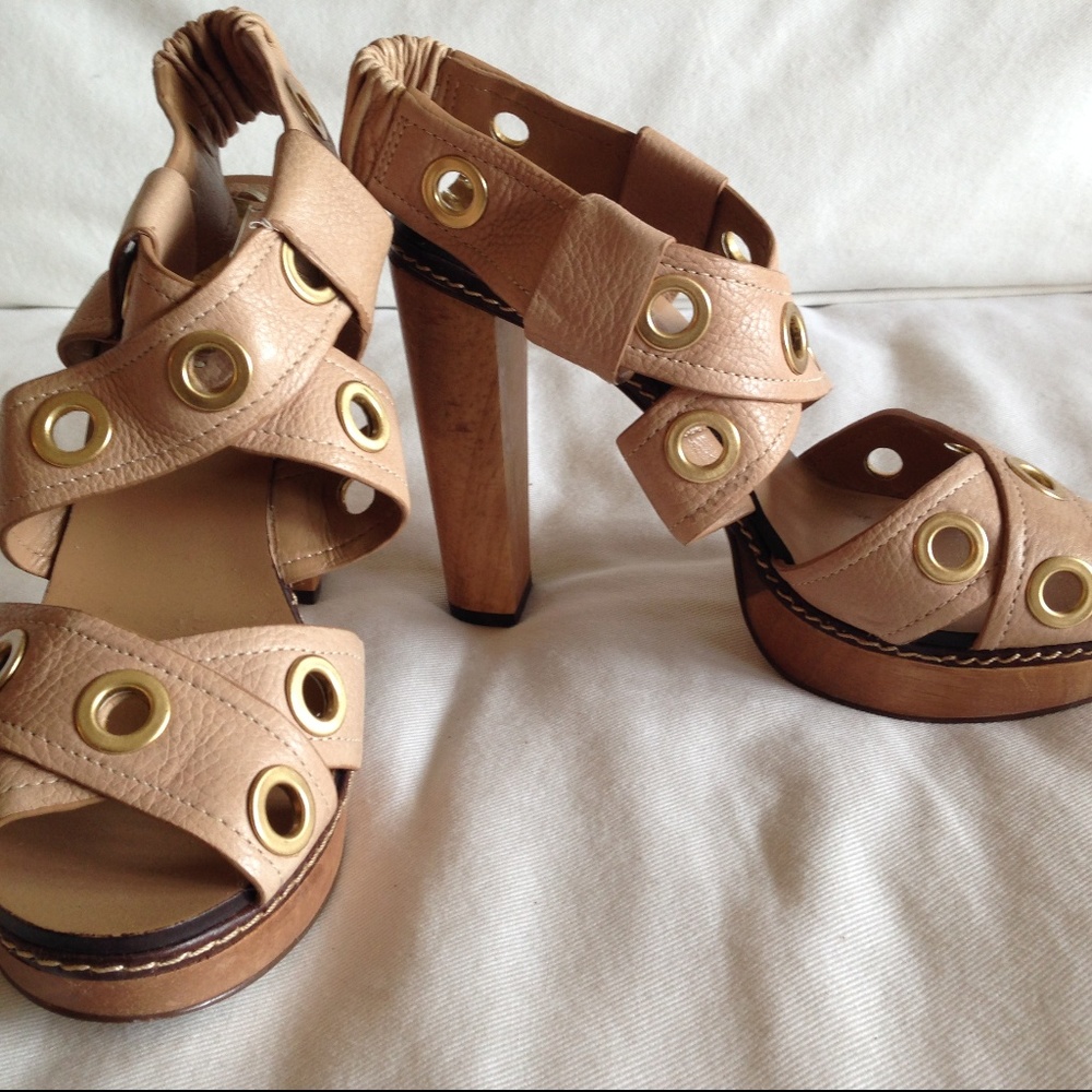 bcbg platform sandals